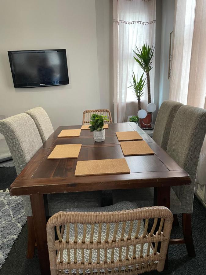 Perfect For Large Groups, Sleeps 15 Close To City Centre Sheffield Eksteriør bilde